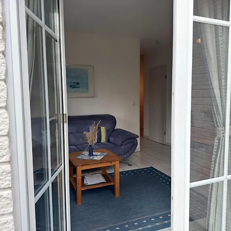 Geraeumige Mit Garten In شقة *