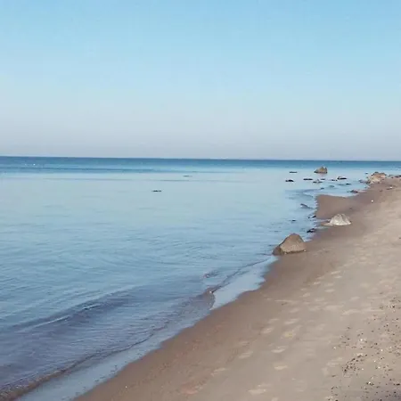 Geraeumige Mit Garten In شقة *