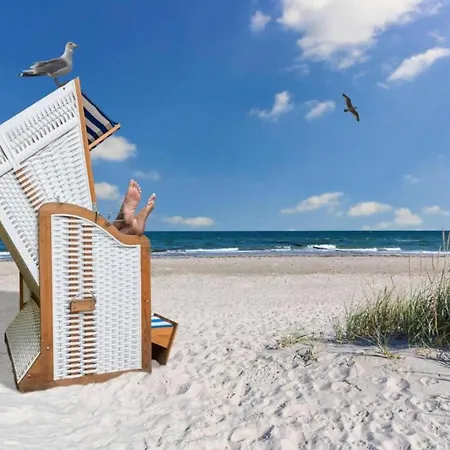 شقة Geraeumige Mit Garten In